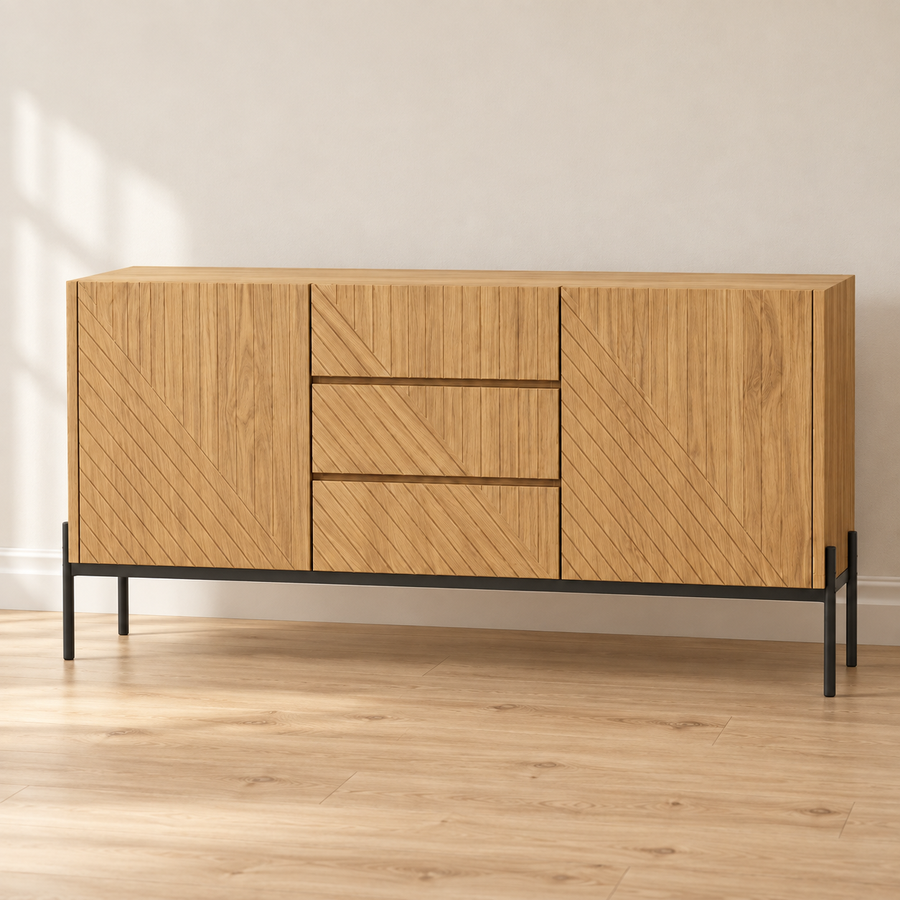Buffet bois naturel 140 cm – 2 portes, 3 tiroirs – vue principale dans un intérieur sobre