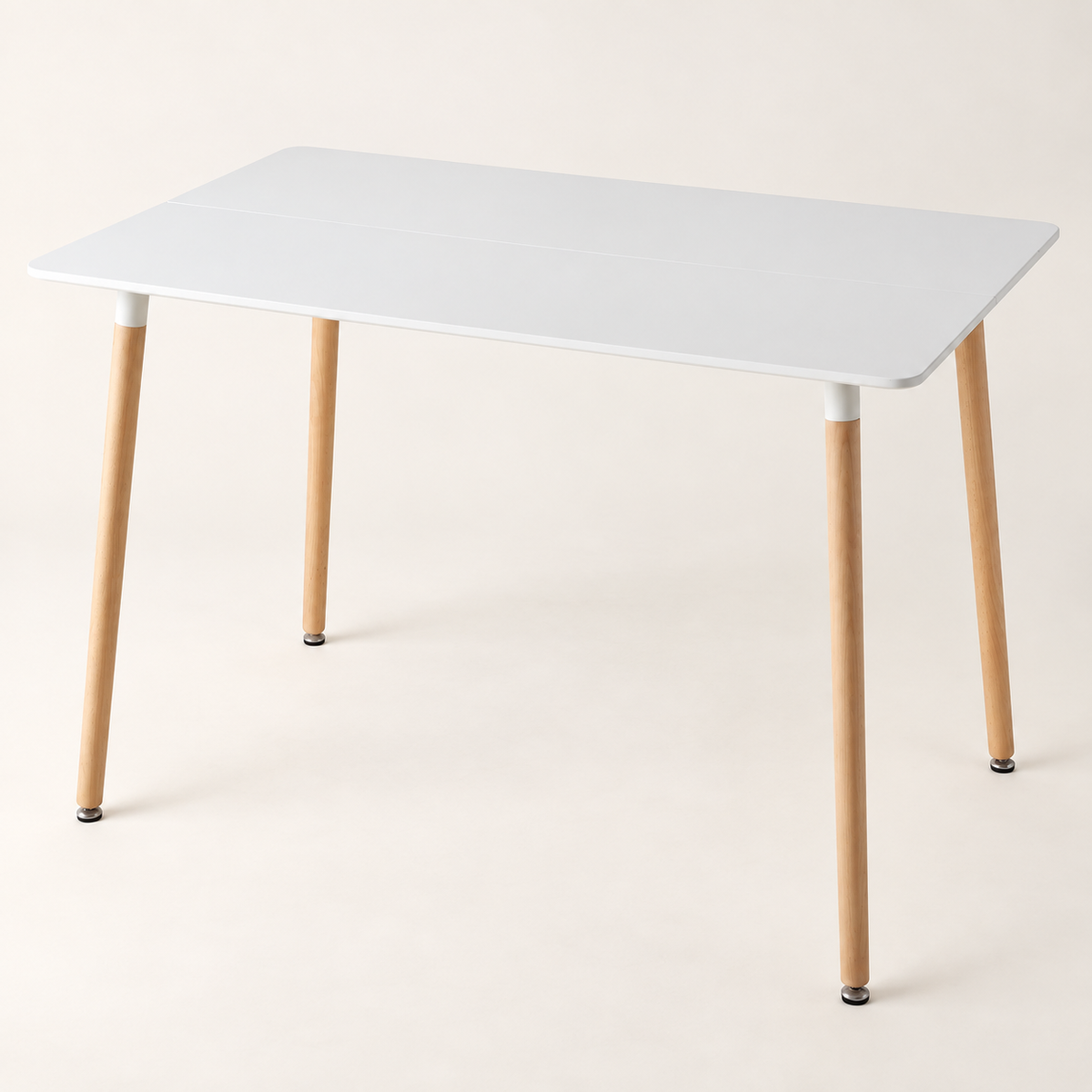 Table à manger scandinave blanche 110 cm avec pieds bois clair vue trois-quarts
