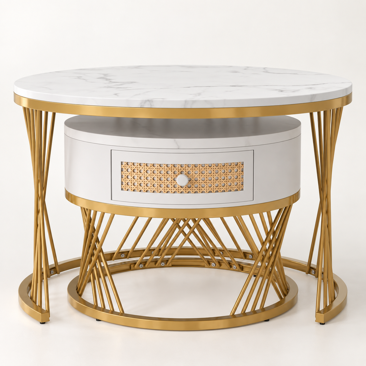 Tables basses gigognes effet marbre, cannage et pieds dorés vue trois-quarts